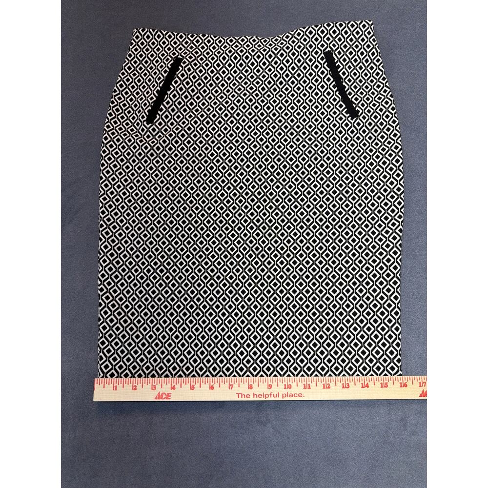 Mosaic & Co. Geometric Black & White Pencil Skirt Faux Pockets Size XL - Picture 5 of 10